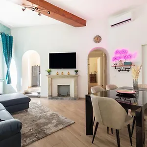  Apartment Maison Piazza Di Spagna