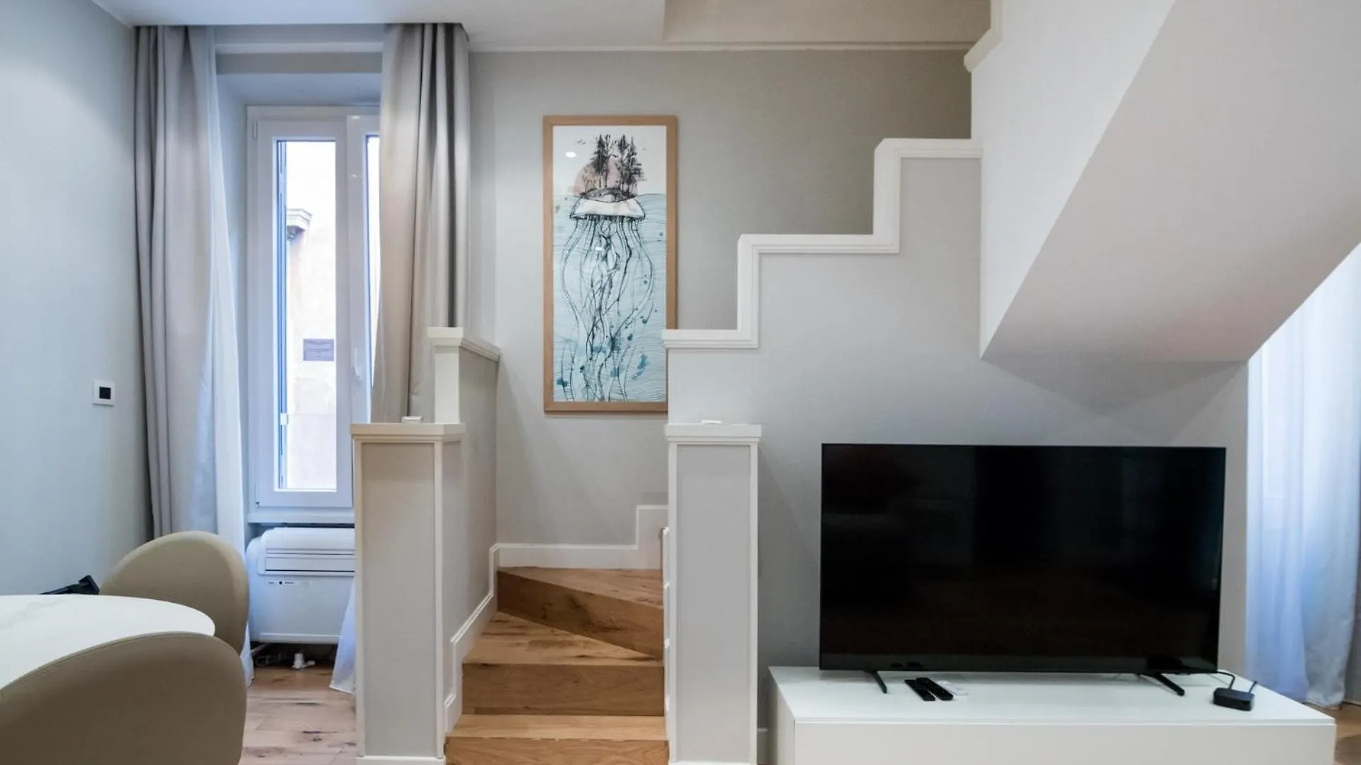 Viam 16B Suites Rome 0*,  Italy